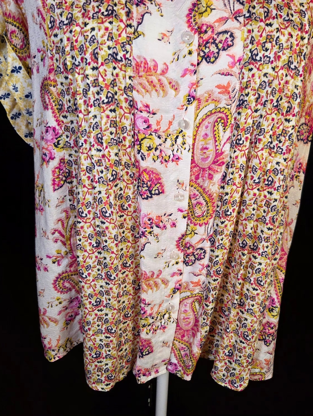 Jane & Delancey Floral Paisley Button-Up Blouse - NWOT - Size Medium - Picture 4 of 12